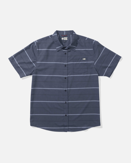 Salty crew WOVEN SHIRTS Skipper Ss Tech Woven - Dark Lava in Dark Lava