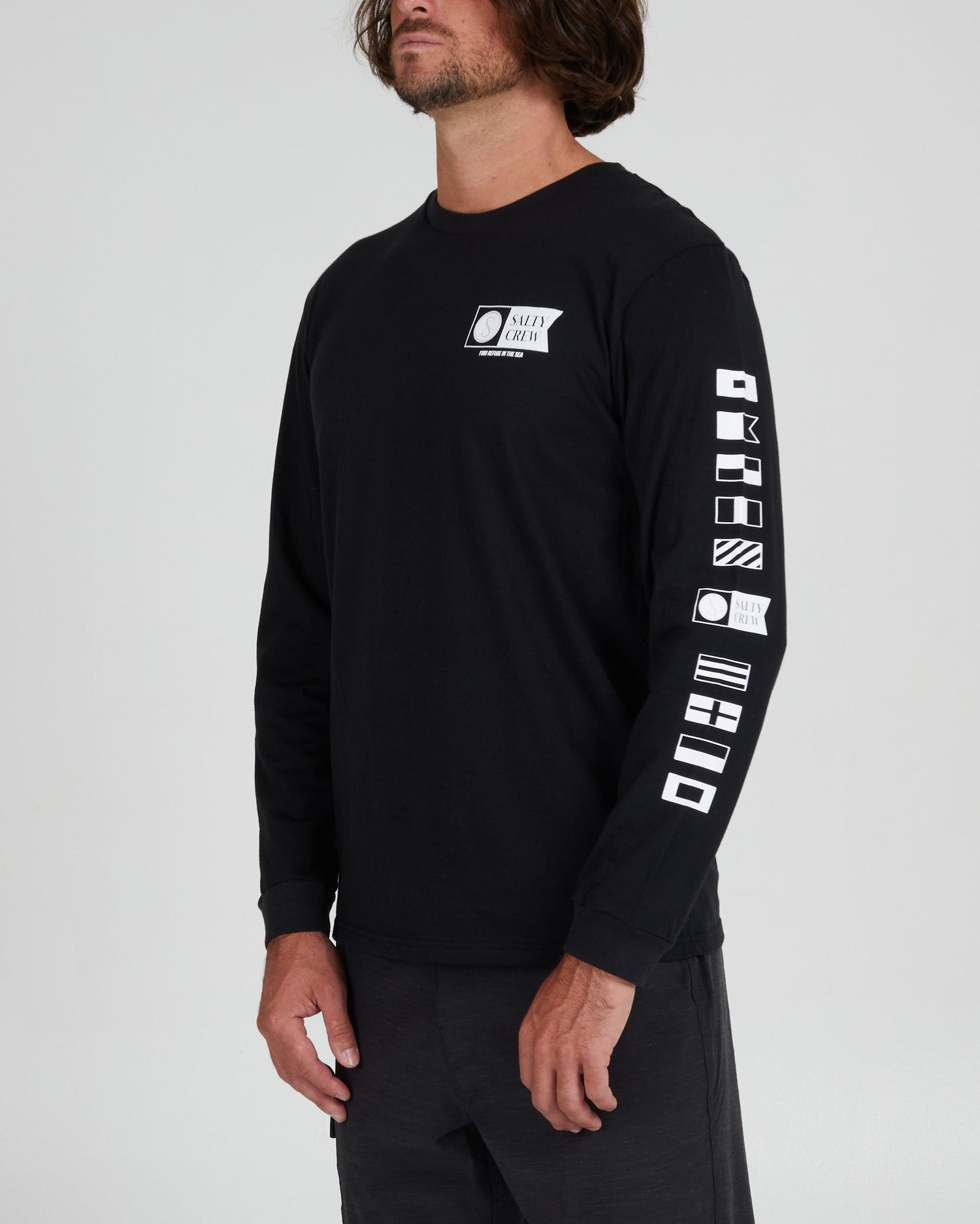 voor schuin Alpha Black  L/S Premium Tee