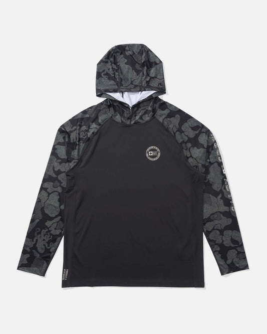 Salty crew SUN PROTECTION Apex Perforated Hood - Black Camo in BLACK CAMO