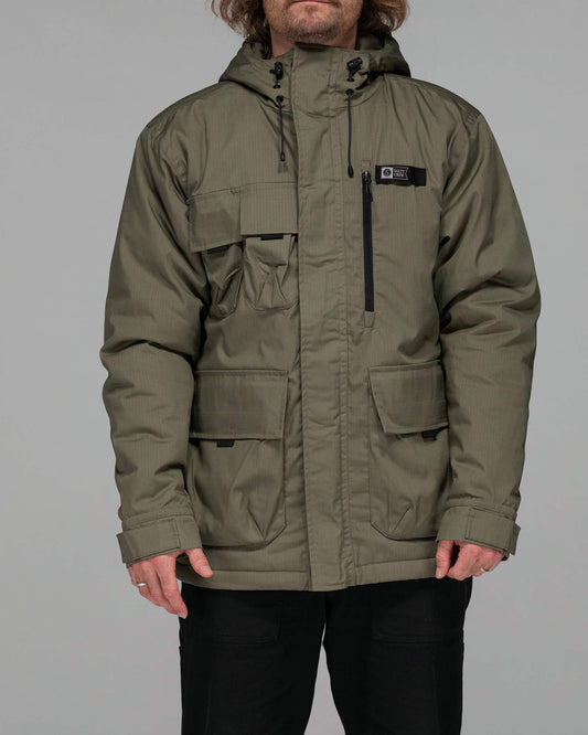 Salty crew GIACCHE Torrent Tech Jacket - Olive in Olive