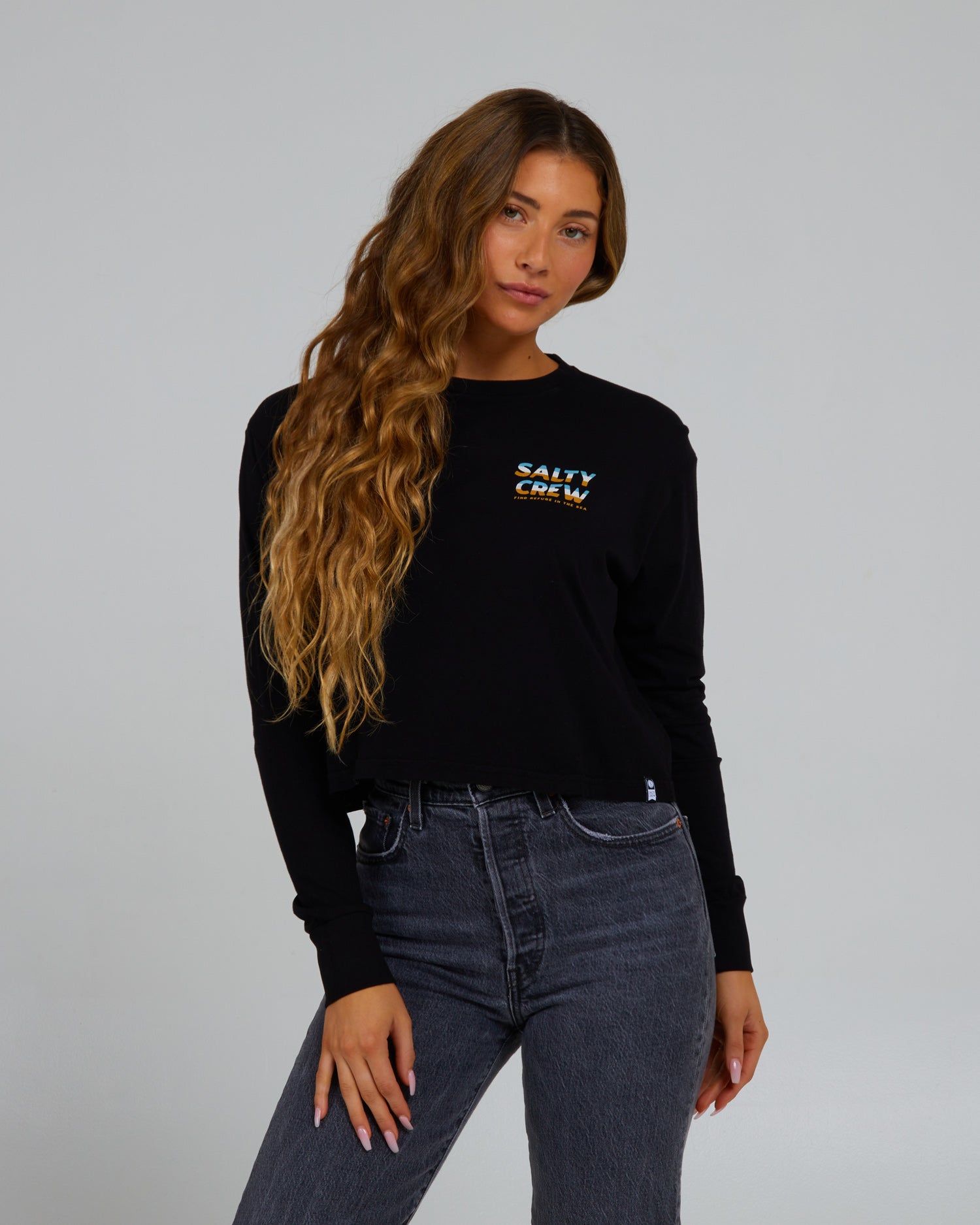 Vue de face de Boardwalk Black L/S Crop