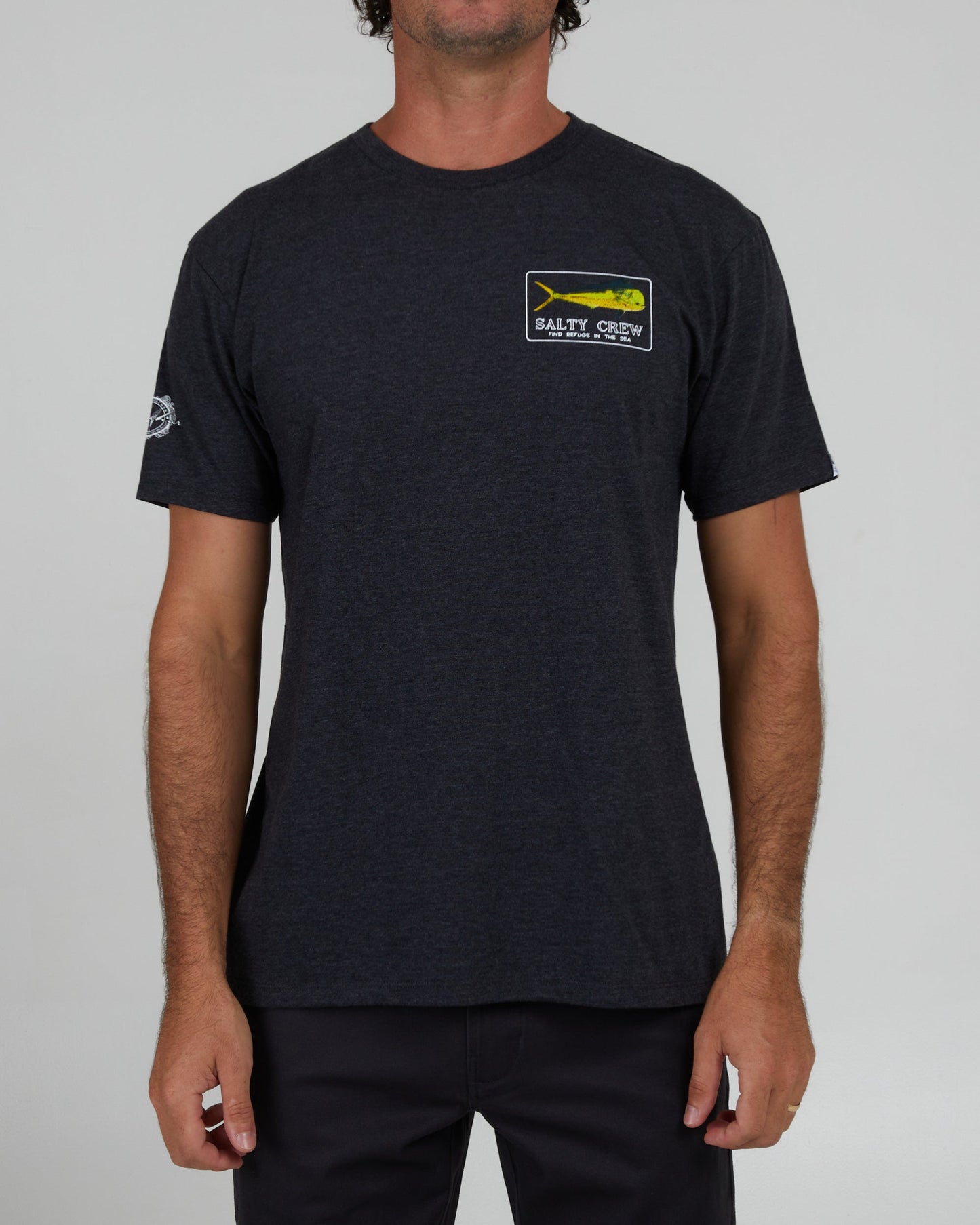 GOLDEN MAHI PREMIUM S/S TEE - Charcoal